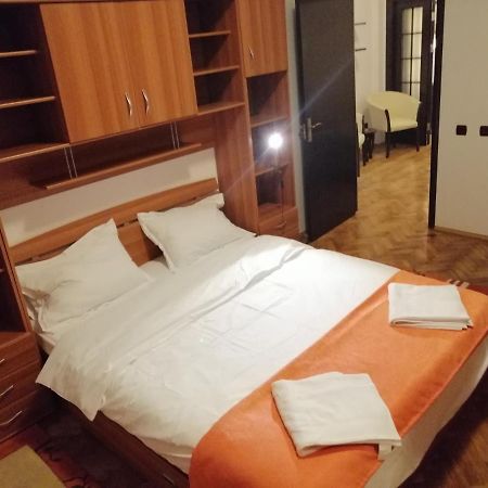 Apartament Athenee Palace Bucharest Exterior photo